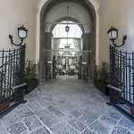 Palazzo Caracciolo