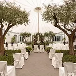 Palazzo Caracciolo 4* Naples