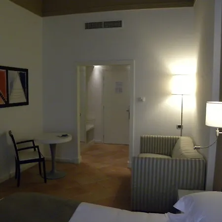 Palazzo Caracciolo Szálloda Nápoly