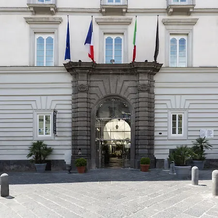 Palazzo Caracciolo 4* نابولي