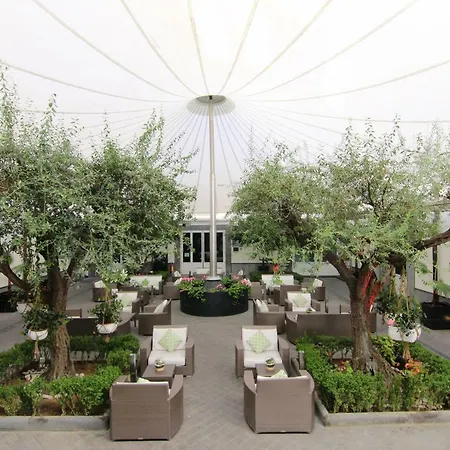 Palazzo Caracciolo Szálloda 4*