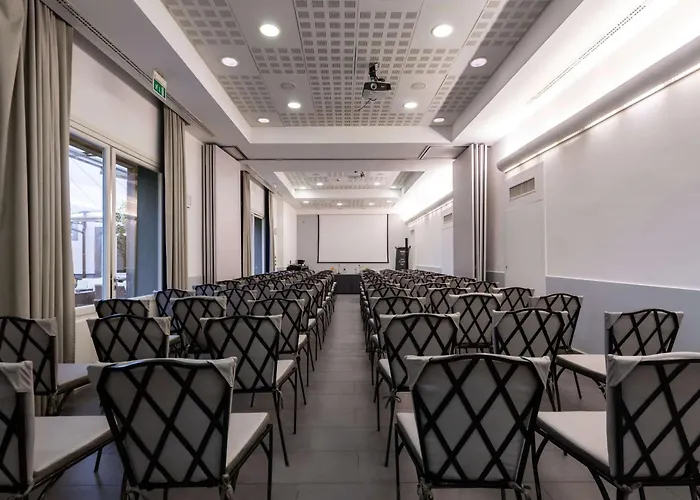 Szálloda Palazzo Caracciolo 4*