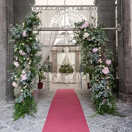 Palazzo Caracciolo Szálloda 4*