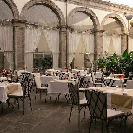 Palazzo Caracciolo Szálloda Nápoly