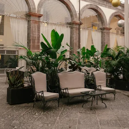 Palazzo Caracciolo Szálloda Nápoly