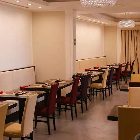 Palazzo Caracciolo Szálloda 4*