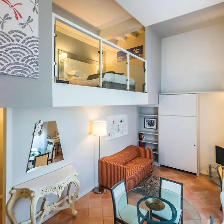 Palazzo Caracciolo Hotel 4*