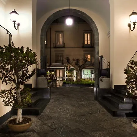 Palazzo Caracciolo Hotel Napels