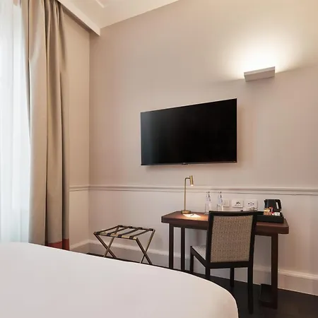 Palazzo Caracciolo 4* Napoli