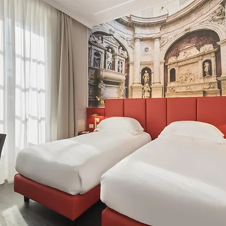 Palazzo Caracciolo Hotel 4*