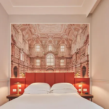 Hotel Palazzo Caracciolo 4*
