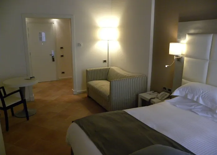 Palazzo Caracciolo Hotel Neapel