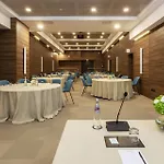 Palazzo Caracciolo 4*