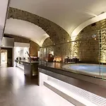 Palazzo Caracciolo 4* Naples