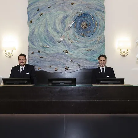 Hotel Palazzo Caracciolo