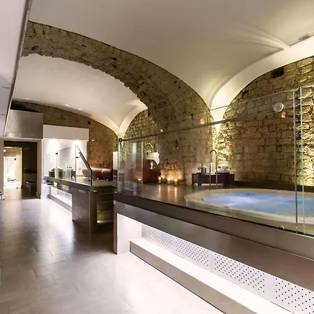 Palazzo Caracciolo 4* 나폴리