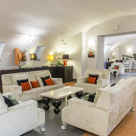 Palazzo Caracciolo 호텔 4*